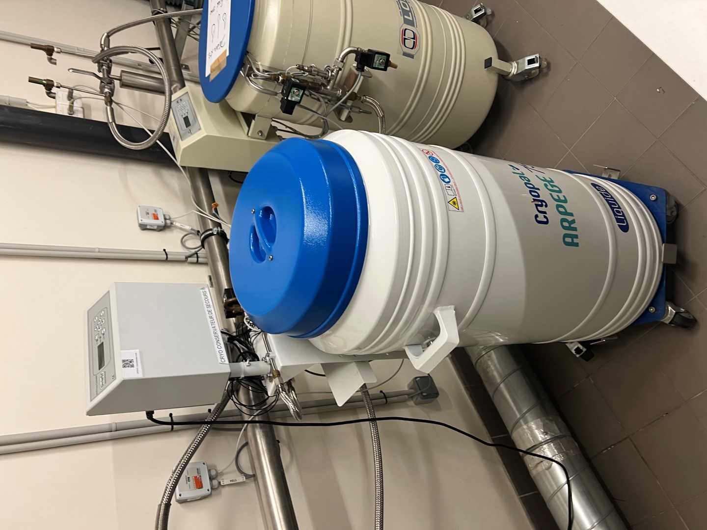 CRYOPAL ARPEGE 75 – 75L Liquid Nitrogen Biological Storage Dewar with SInteSY S170 Automatic Cryo Controller (2025)